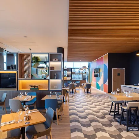 Paris Cdg Airport An Ihg 4*